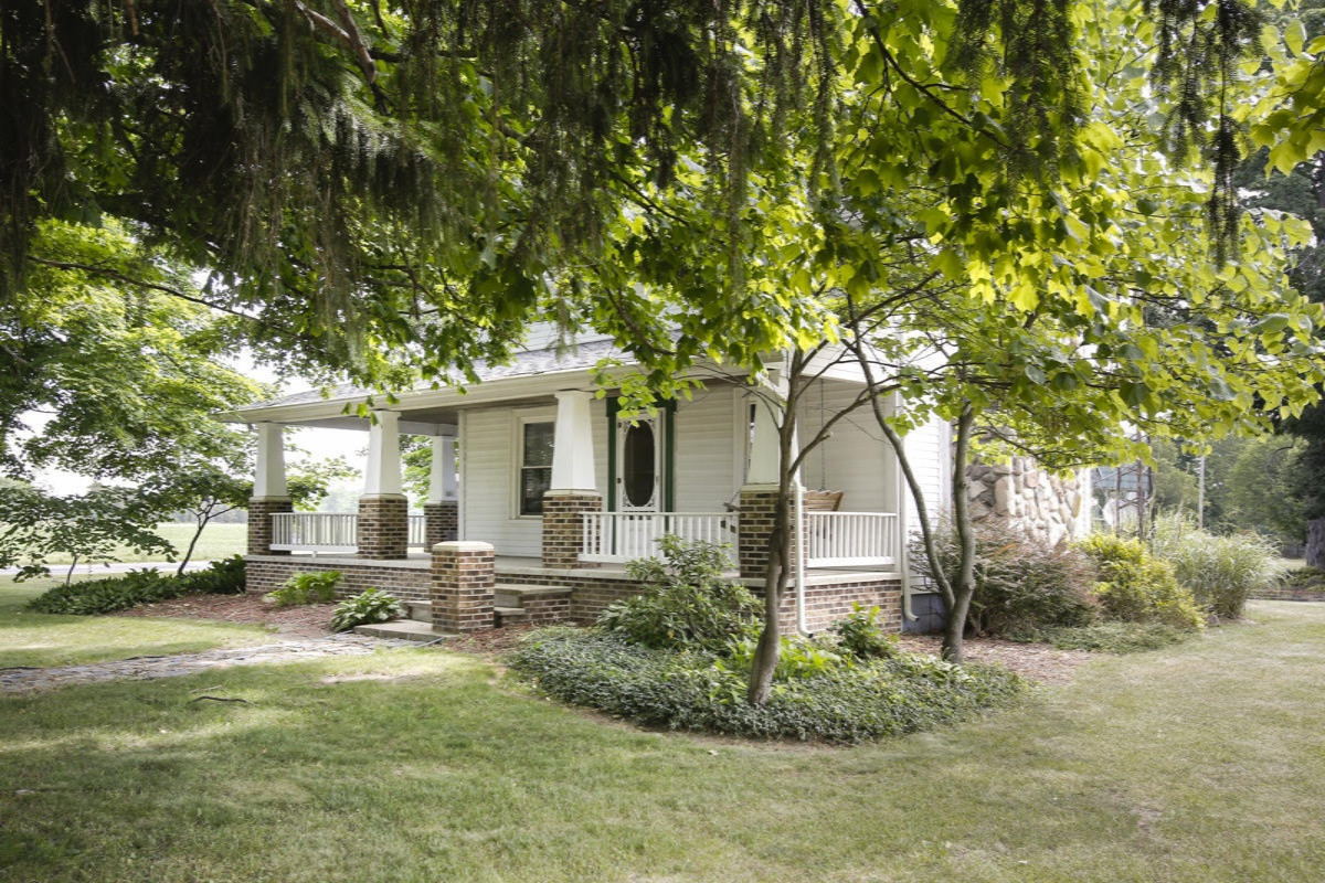 898 Ralston Road Colon, MI 49040 - Photo 3 of 42 898 ralston rd-102