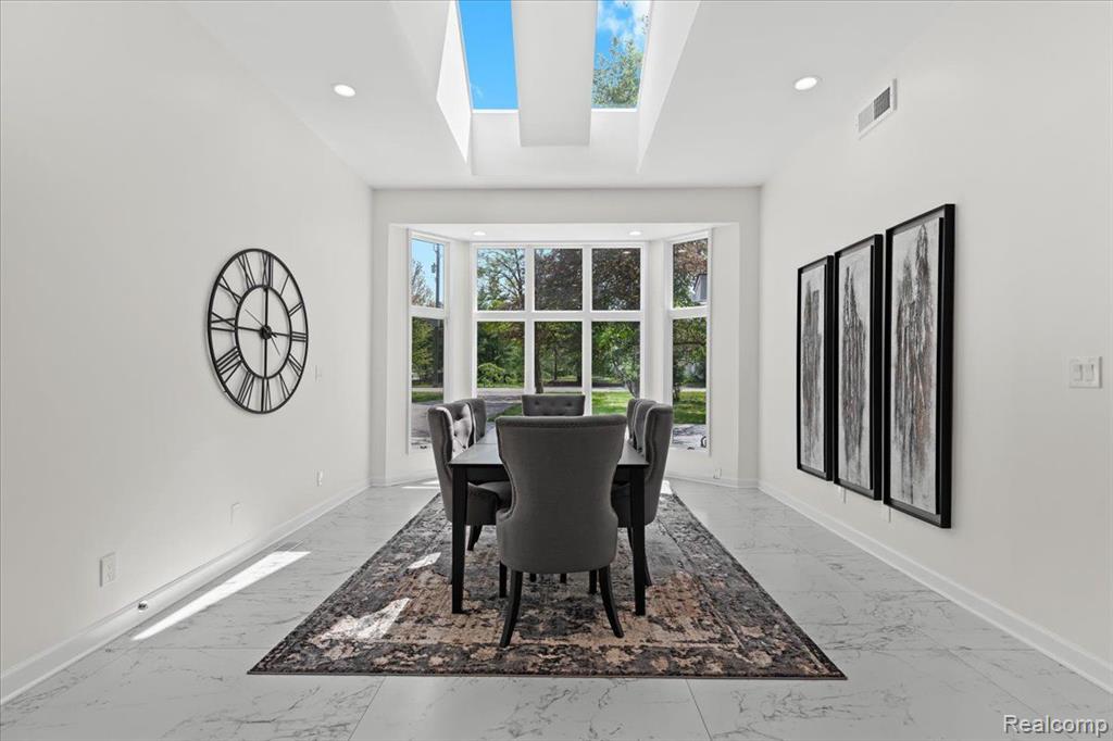 49712 Geddes Road Canton, MI 48188 - Photo 4 of 53 Gallery Image 4
