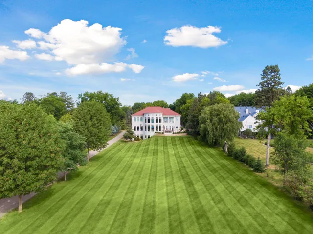 $3,950,000 | 1860 Shoreline Drive, Orono, MN 55391