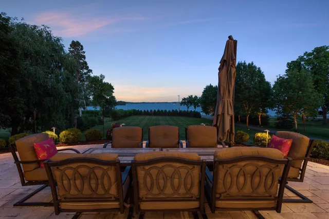 $3,950,000 | 1860 Shoreline Drive, Orono, MN 55391