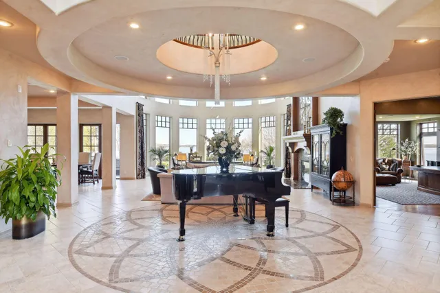 $3,950,000 | 1860 Shoreline Drive, Orono, MN 55391