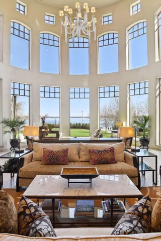 $3,950,000 | 1860 Shoreline Drive, Orono, MN 55391