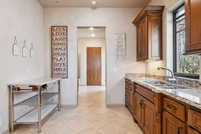 $3,950,000 | 1860 Shoreline Drive, Orono, MN 55391