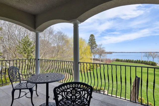 $3,950,000 | 1860 Shoreline Drive, Orono, MN 55391