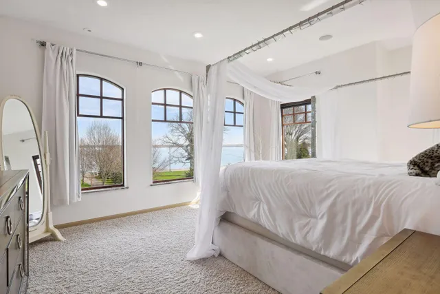 $3,950,000 | 1860 Shoreline Drive, Orono, MN 55391