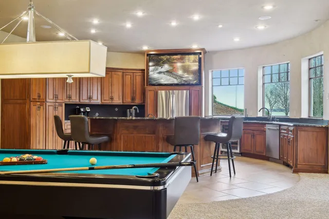 $3,950,000 | 1860 Shoreline Drive, Orono, MN 55391