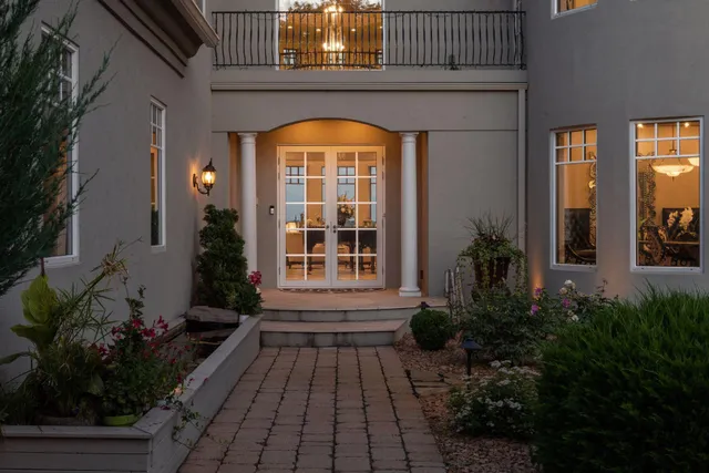 $3,950,000 | 1860 Shoreline Drive, Orono, MN 55391