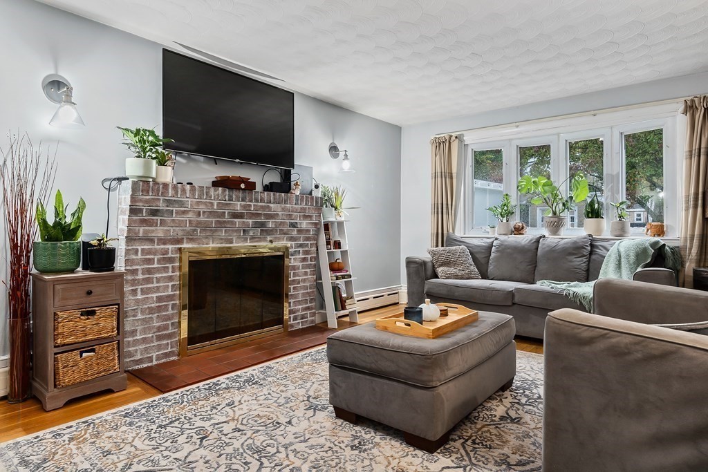 8 Meadow Brook Road Lynn, MA 01905 - Photo 14 of 19 Gallery Image 14
