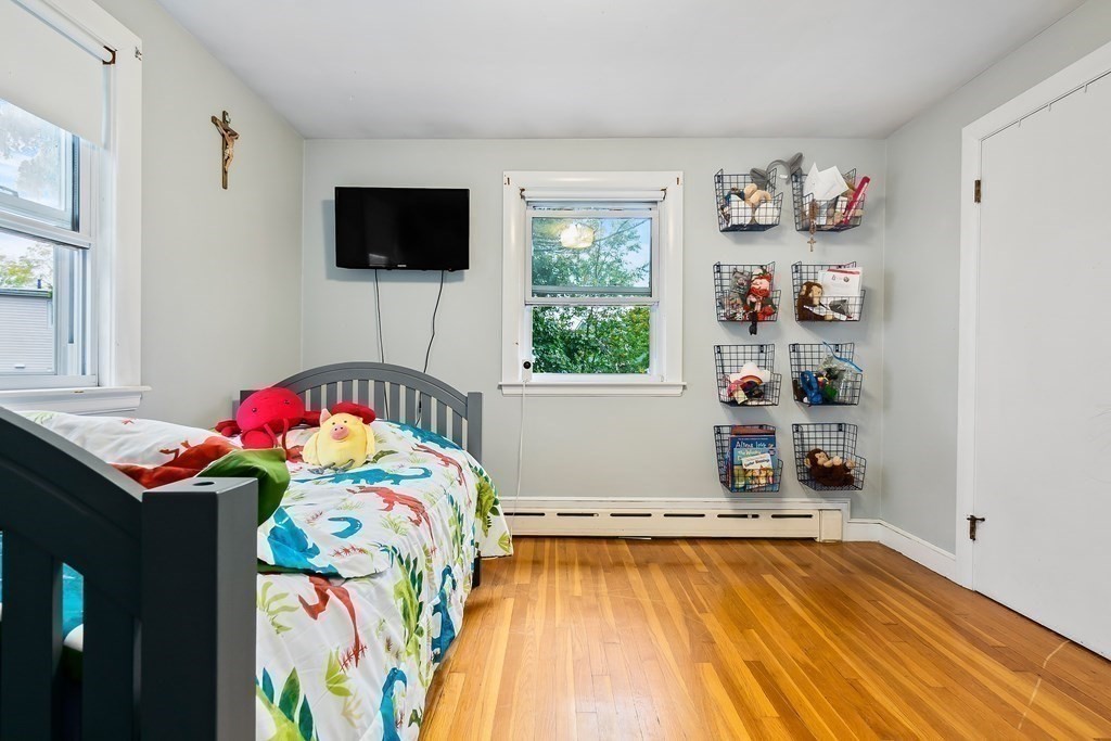 8 Meadow Brook Road Lynn, MA 01905 - Photo 9 of 19 Gallery Image 9