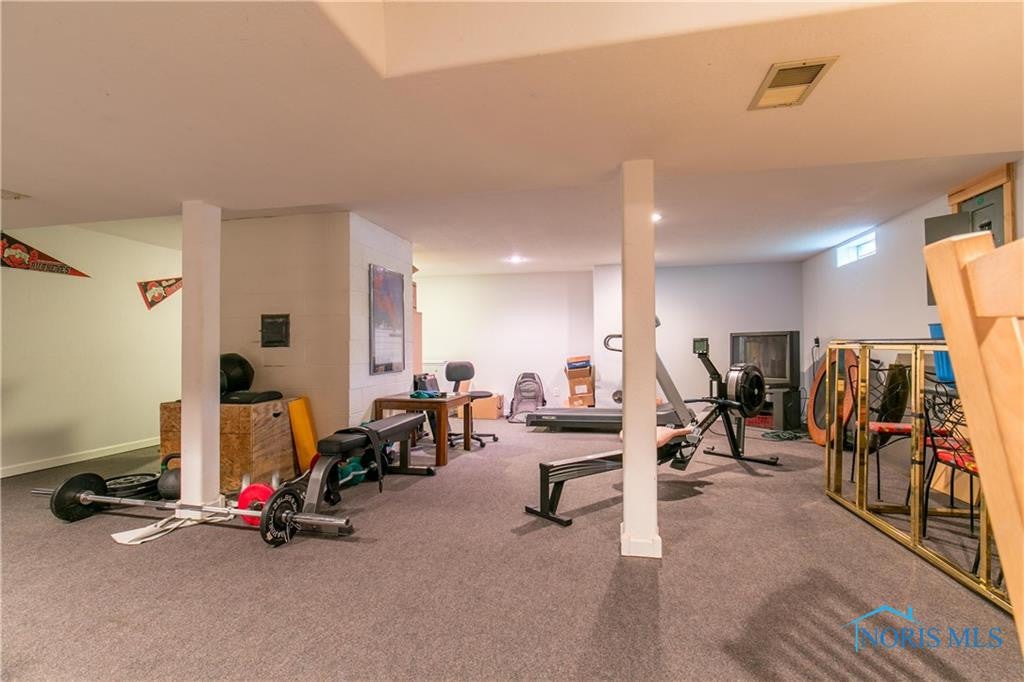 1633 Fallbrook Road Toledo, OH 43614 - Photo 31 of 36 Photo 31