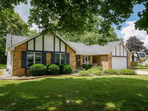 $335,000 | 8468 Rondale Drive, Grand Blanc, MI 48439