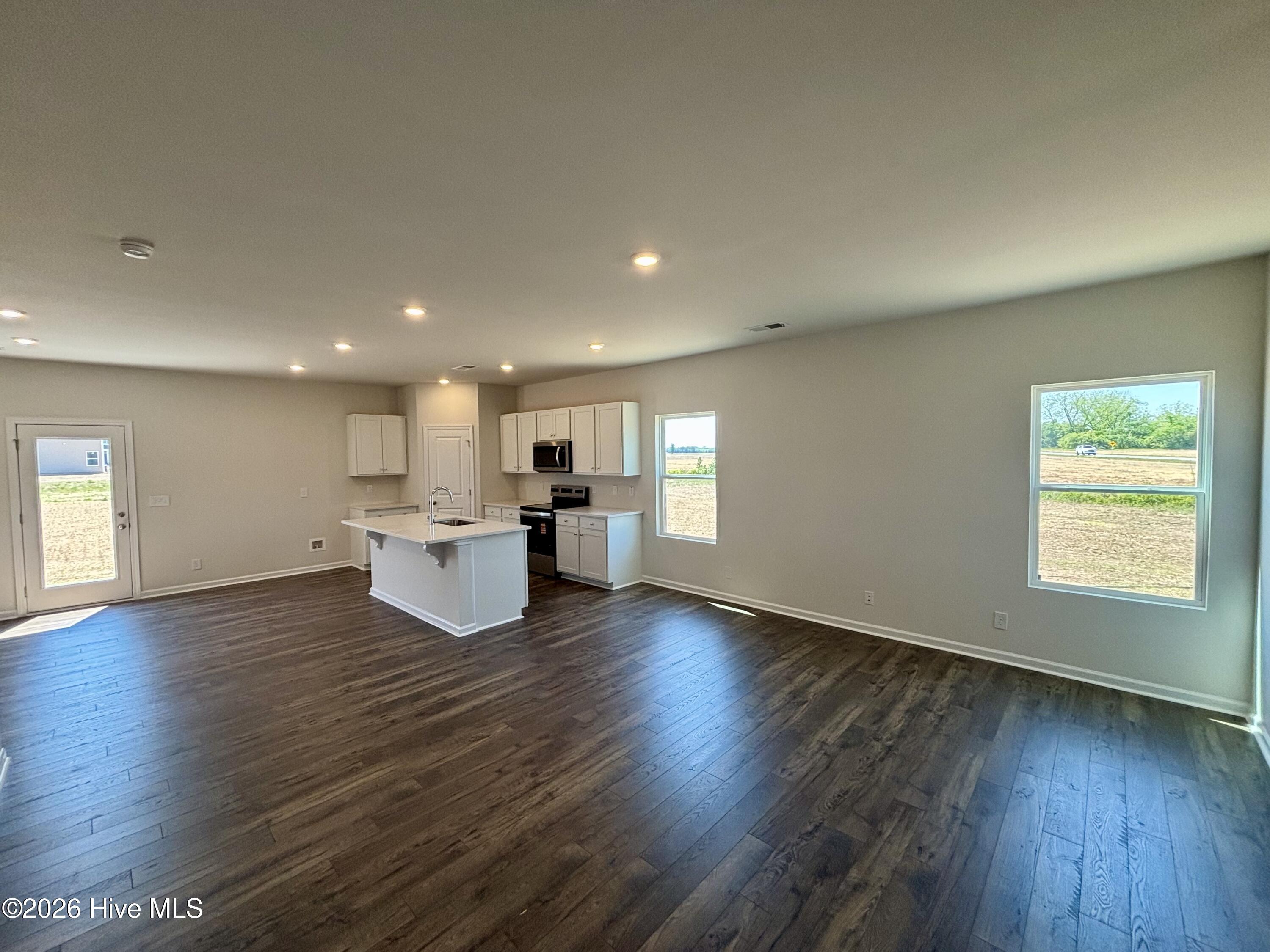 2219 Nahunta Road Pikeville, NC 27863 - Photo 4 of 20 4