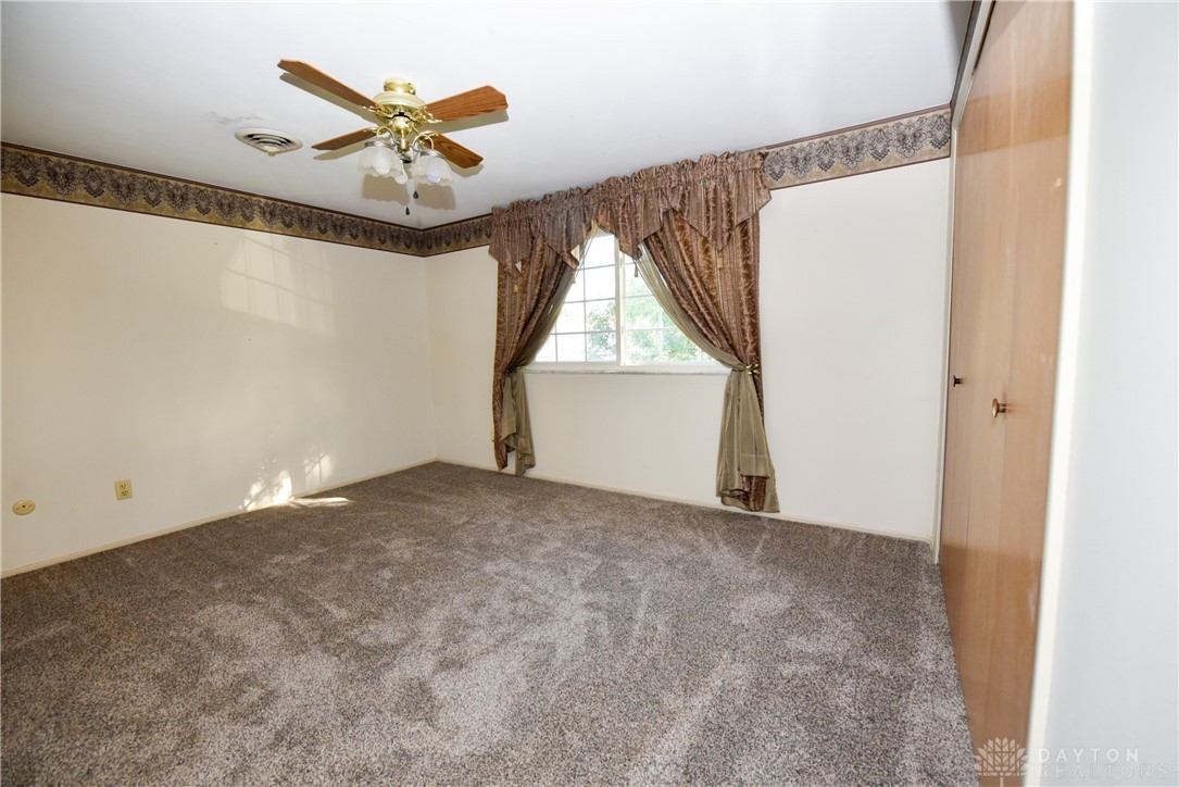 6807 Alter Road Huber Heights, OH 45424 - Photo 33 of 83