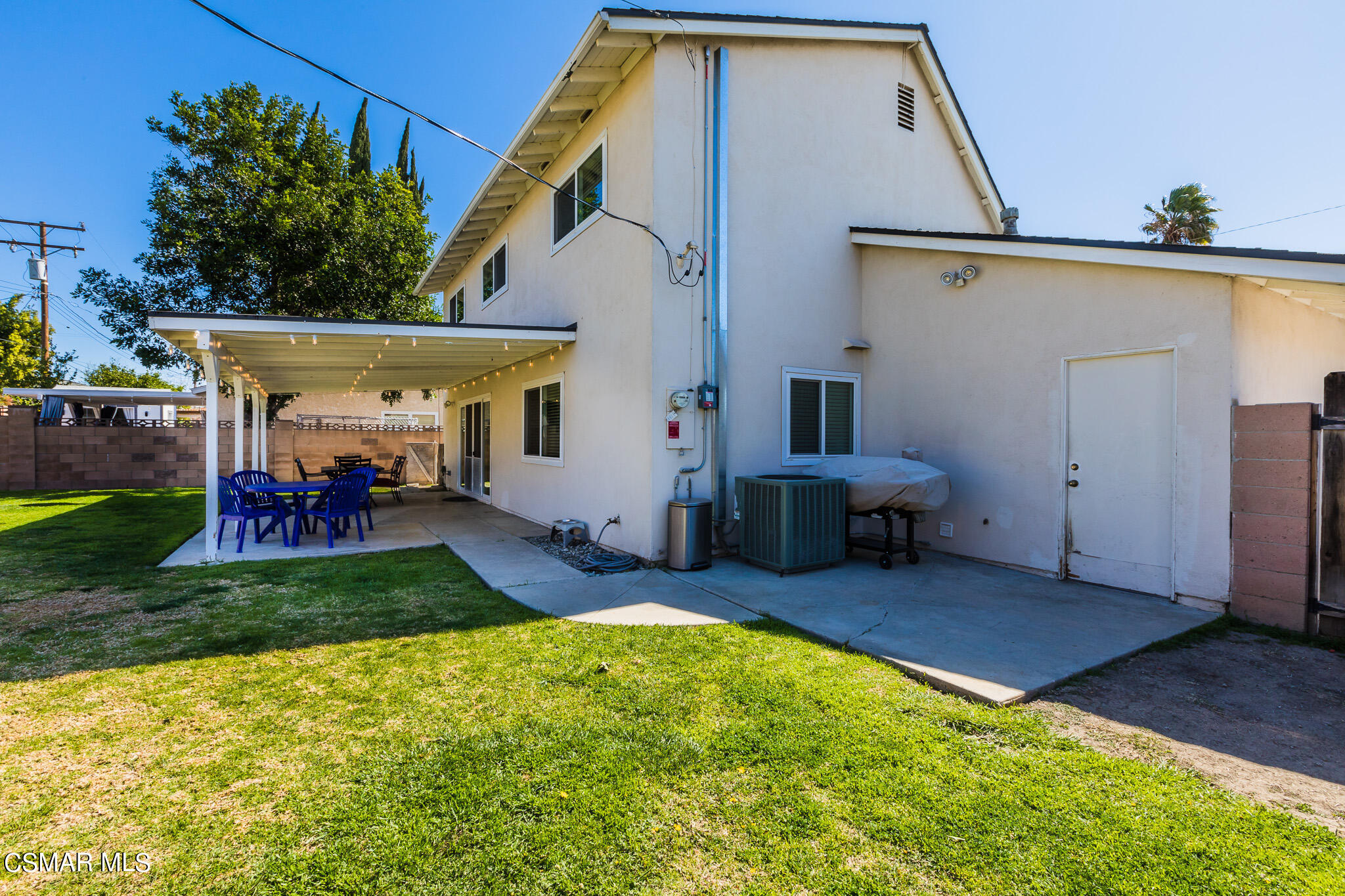2149 Rhoda Street Simi Valley, CA 93065 - Photo 42 of 48 a view of a backyard with sitting area