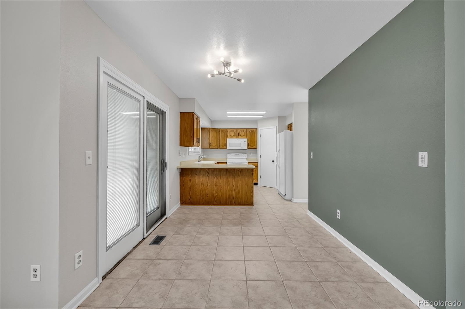 9390 Yale Lane Highlands Ranch, CO 80130 - Photo 18 of 49