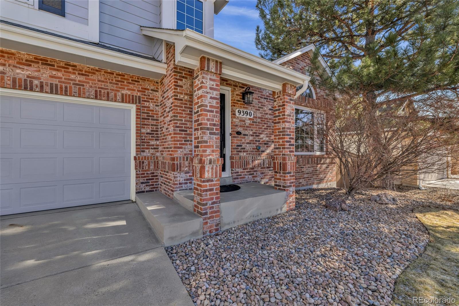 9390 Yale Lane Highlands Ranch, CO 80130 - Photo 4 of 49