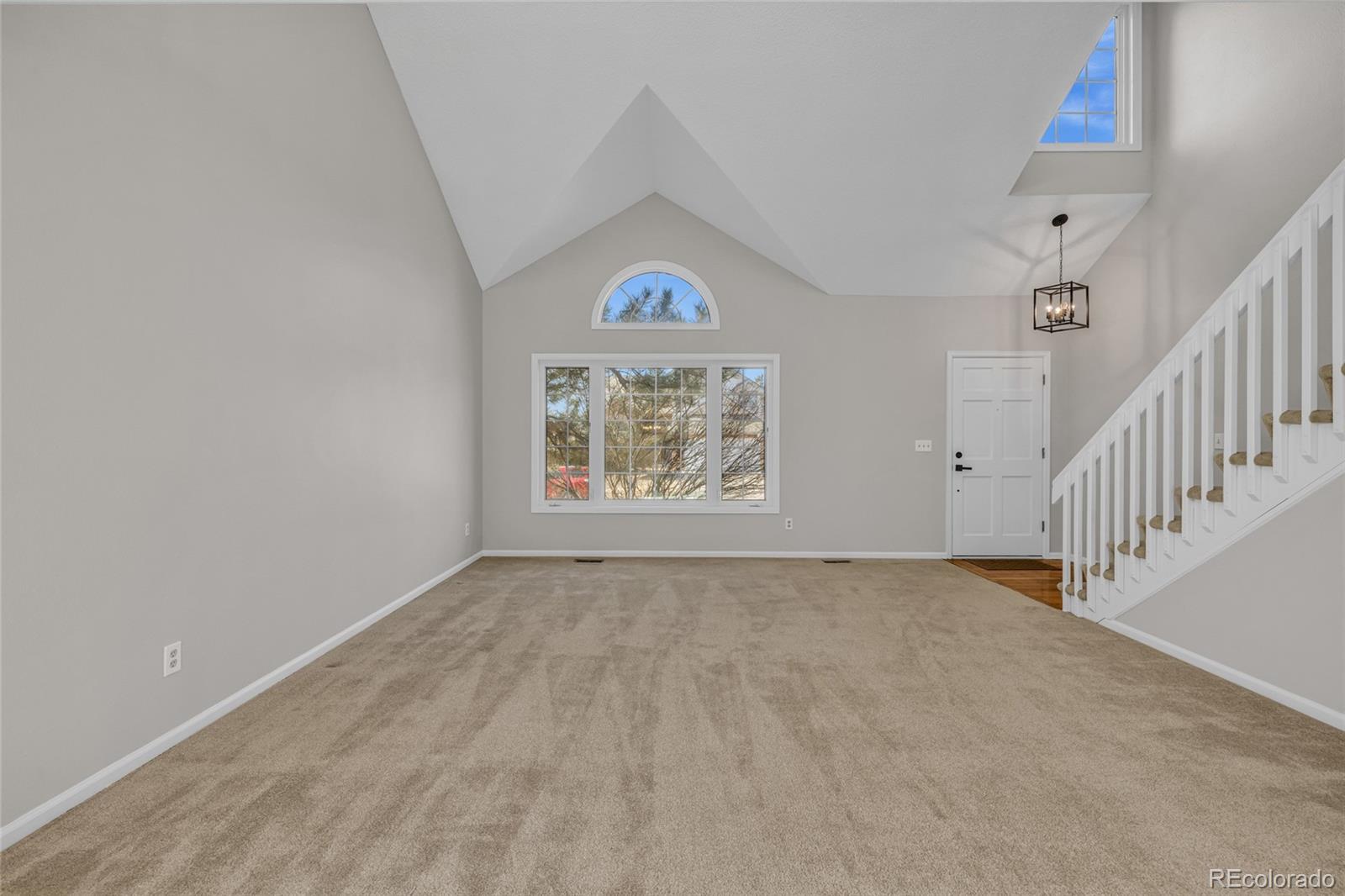 9390 Yale Lane Highlands Ranch, CO 80130 - Photo 6 of 49