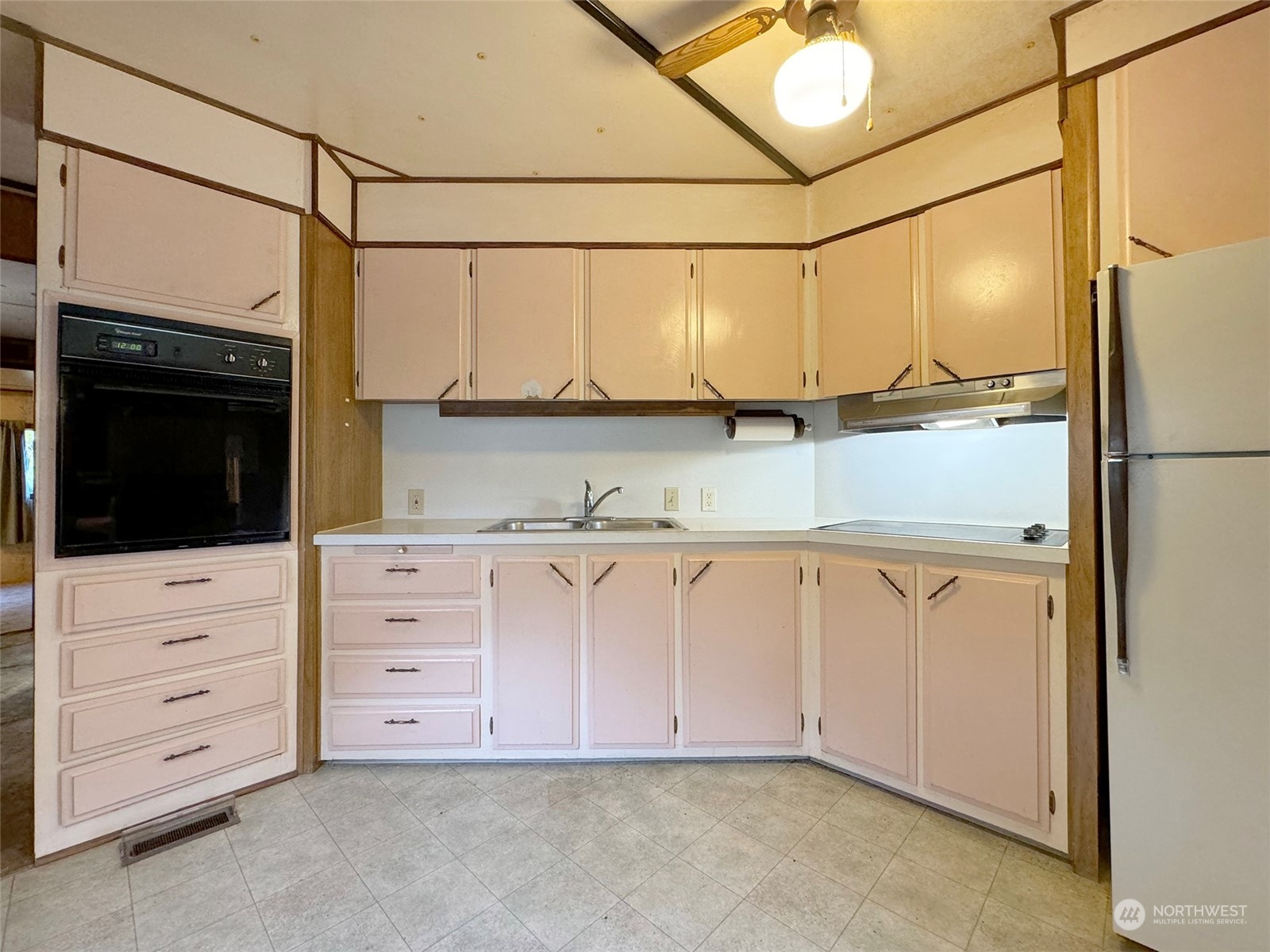 183 Spath Road Sequim, WA 98382 - Photo 15 of 40