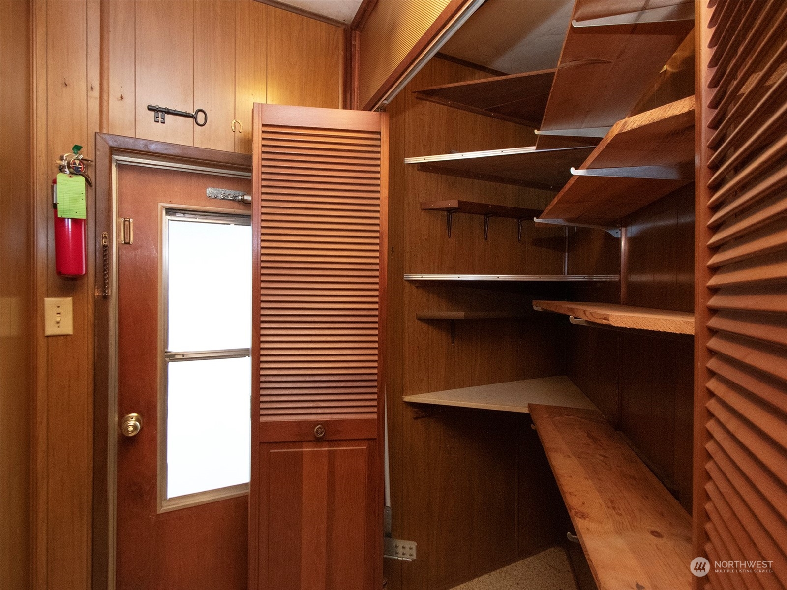 183 Spath Road Sequim, WA 98382 - Photo 23 of 40 a view of walk in closet