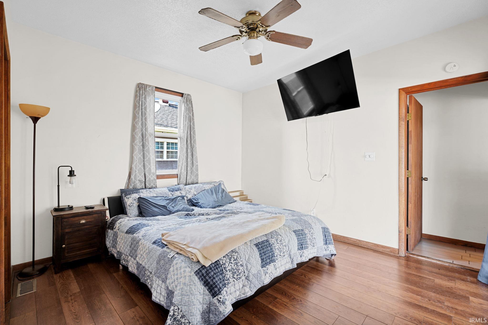 611 North 8th Street Mitchell, IN 47446 - Photo 13 of 26