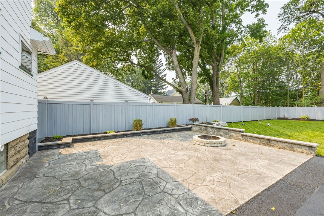 42 Walzford Road Irondequoit, NY 14622 - Photo 31 of 34 Gallery Image 31