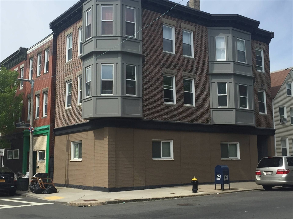 241 Maverick Street, Unit 2 Boston, MA 02128 - Photo 1 of 5