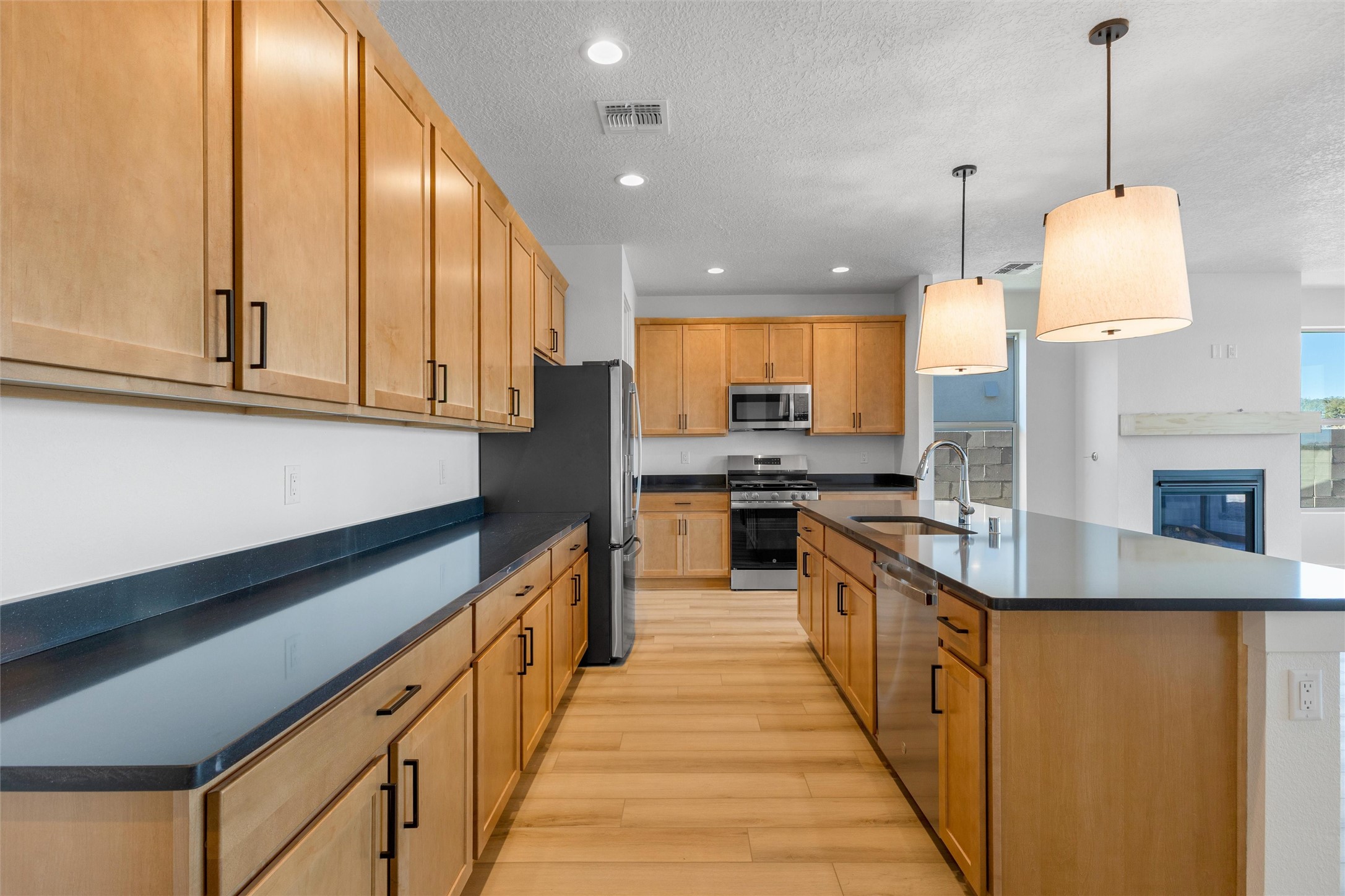 75 Cadena Loop Los Alamos, NM 87547 - Photo 6 of 30