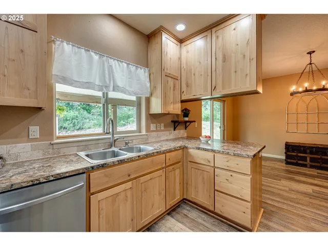 $574,900 | 118 Bald Eagle Road, Ariel, WA 98603