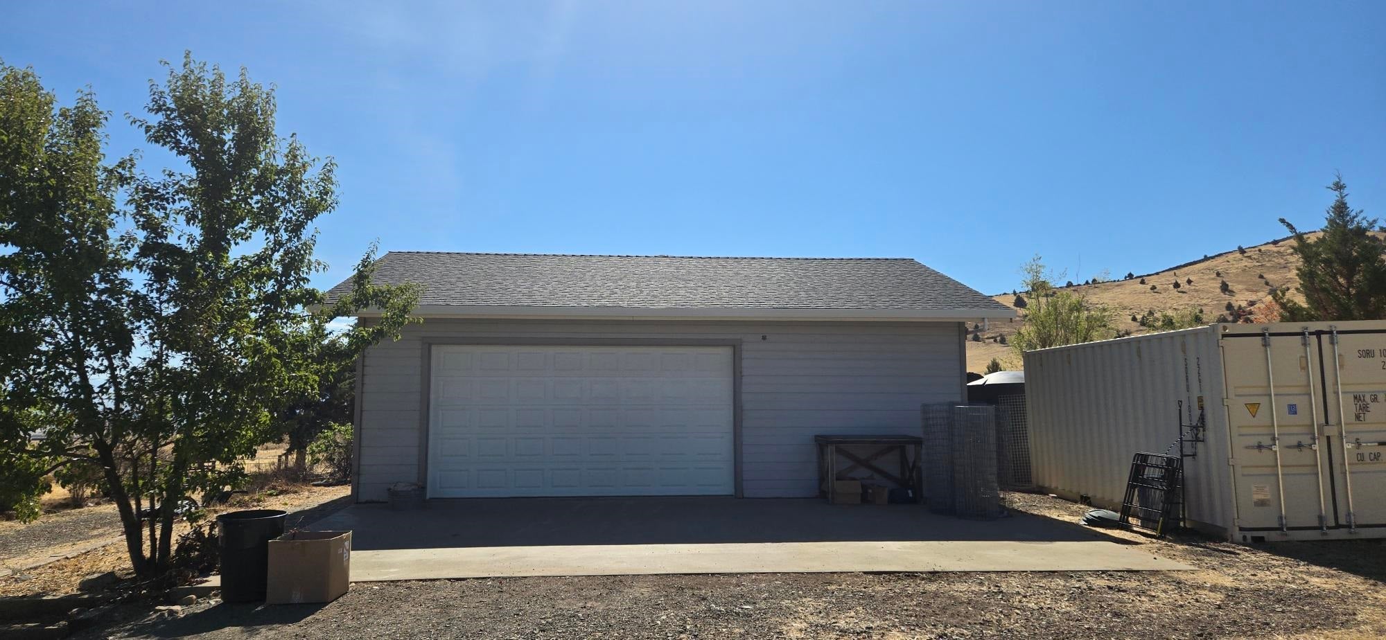 5811 Ager Road Montague, CA 96064 - Photo 4 of 41 Gallery Image 4