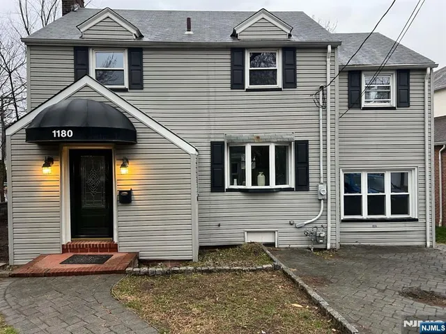 $769,000 | 1180 Cumbermeade Road, Fort Lee, NJ 07024