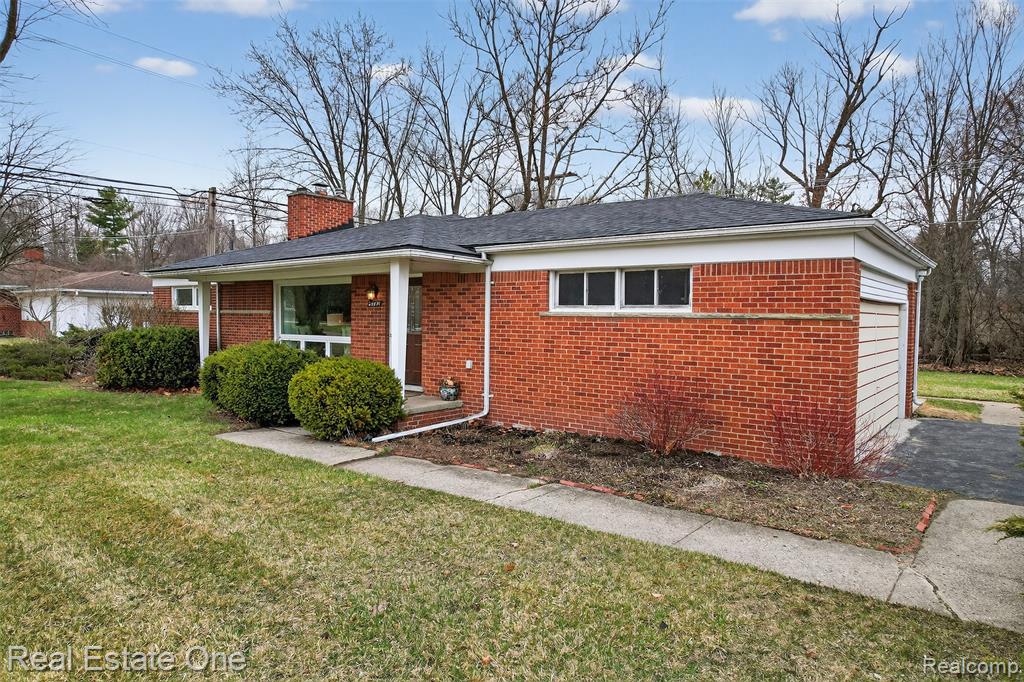 28491 Bayberry Road Farmington Hills, MI 48331 - Photo 28 of 37