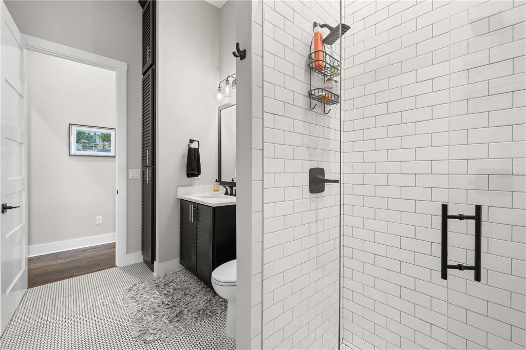 4806 West San Rafael Street Tampa, FL 33629 - Photo 12 of 60 a bathroom with a sink and toilet