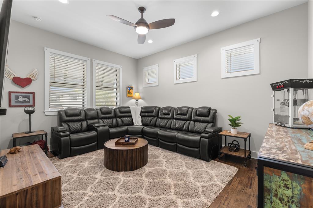 4806 West San Rafael Street Tampa, FL 33629 - Photo 14 of 60 a living room with furniture and a large window