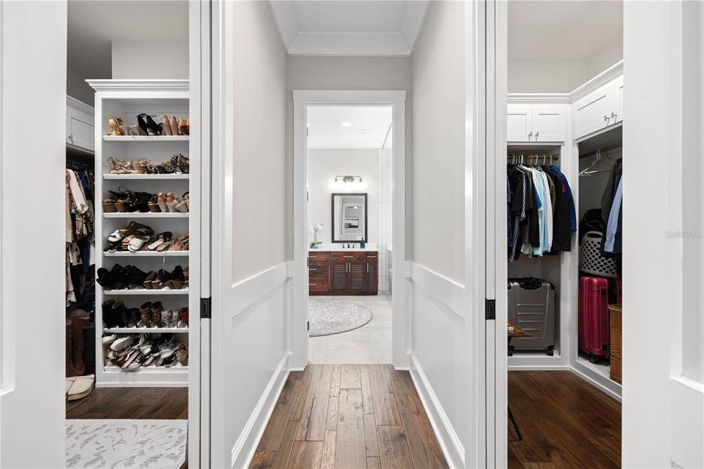 4806 West San Rafael Street Tampa, FL 33629 - Photo 22 of 60 a view of a walk in closet