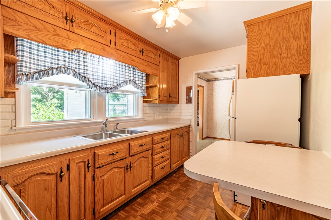 3115 North MacArthur Road Decatur, IL 62526 - Photo 12 of 34