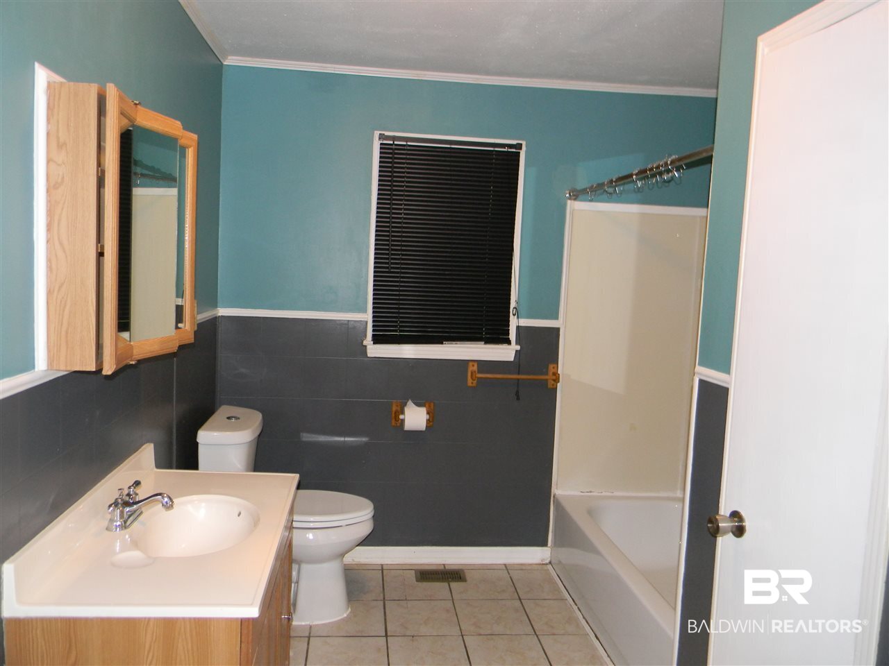 262 Thompson Boulevard Mobile, AL 36611 - Photo 10 of 11