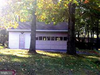 960 Cadmus Road Pottstown, PA 19465 - Photo 3 of 6