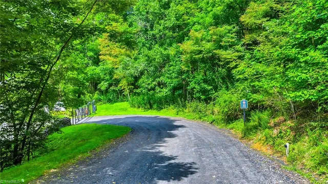 $39,900 | 2 Christmas Mountain Lane, Fleetwood, NC 28626