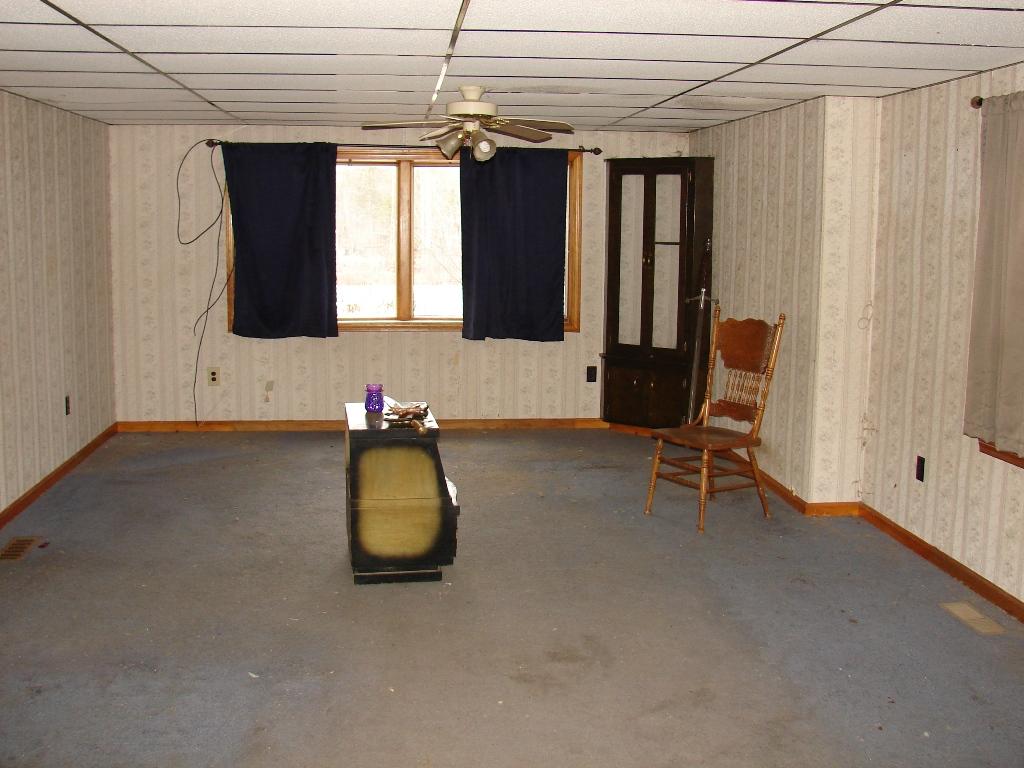 397 River Road North Anson, ME 04958 - Photo 5 of 11 Living room