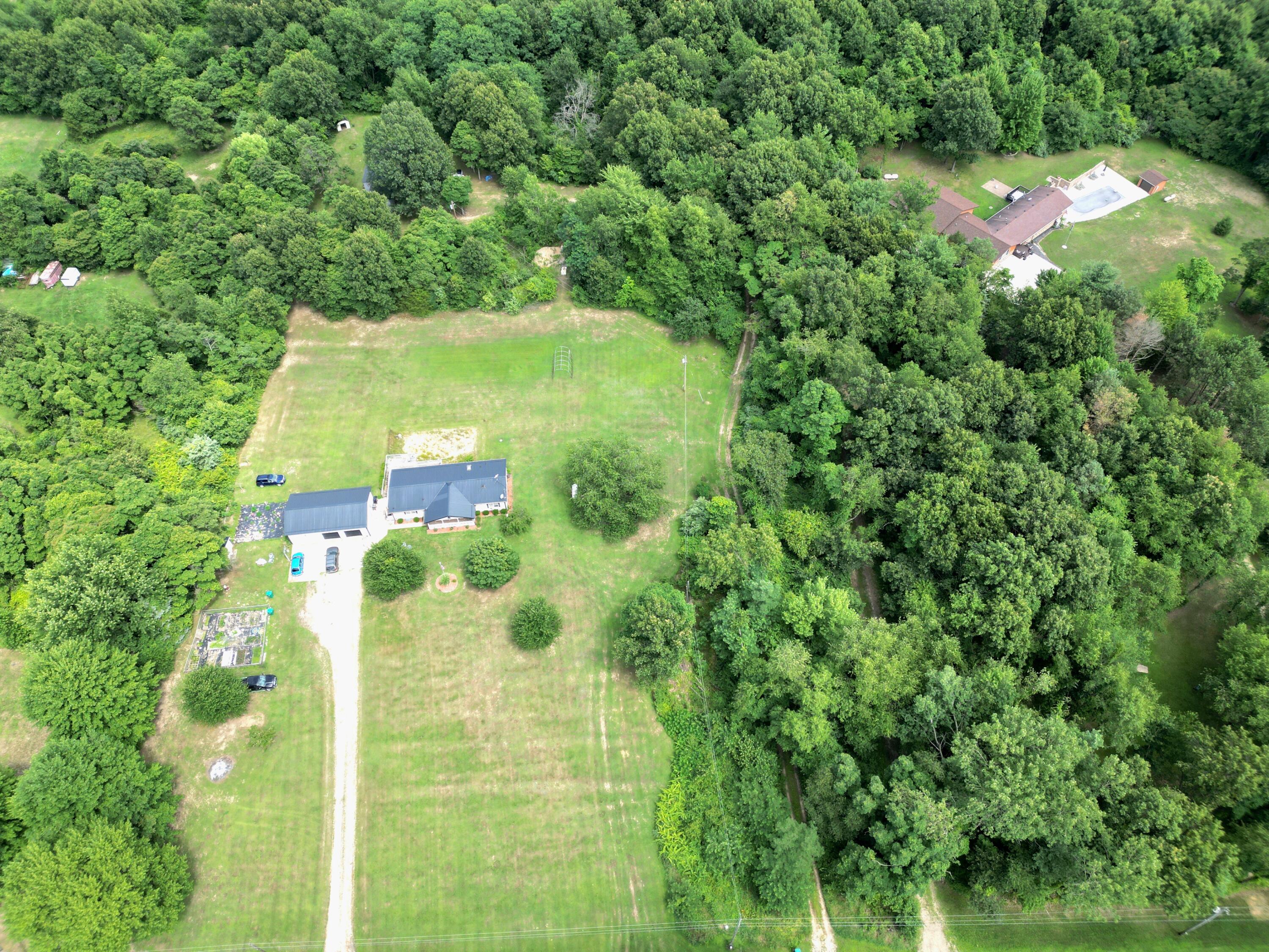 64229 Fair Road Sturgis, MI 49091 - Photo 11 of 26 dji_fly_20250719_162244_496_175295895783