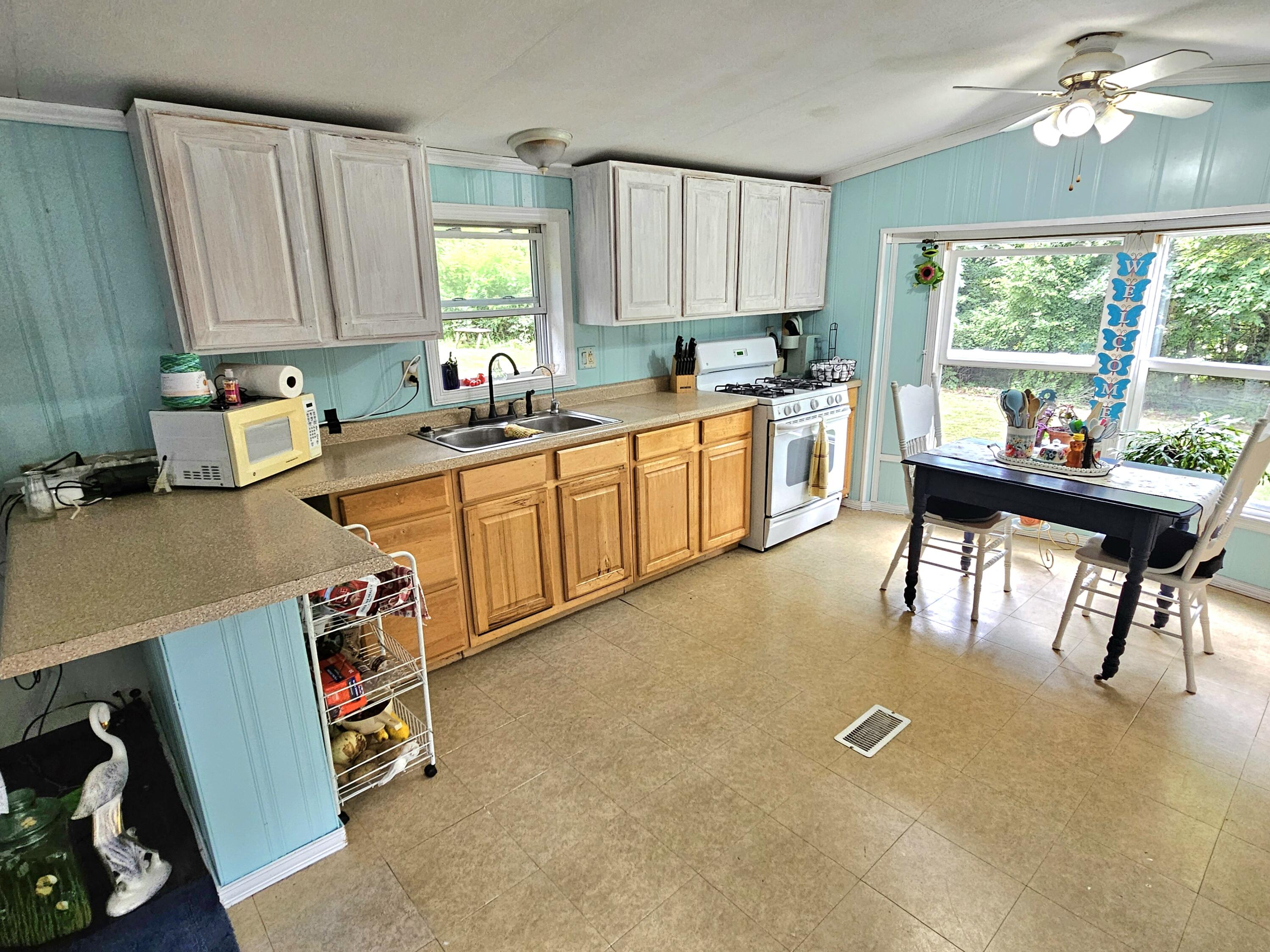 64229 Fair Road Sturgis, MI 49091 - Photo 15 of 26 20250718_143817