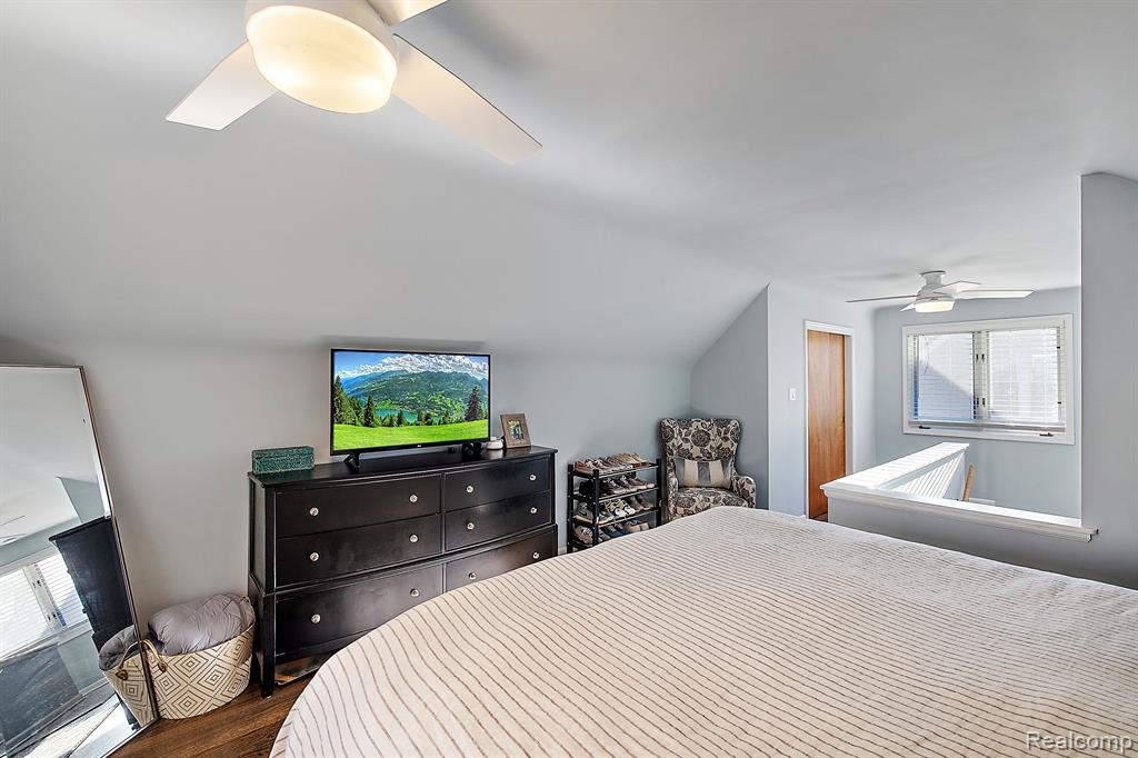 2008 Rosemont Road Berkley, MI 48072 - Photo 47 of 55