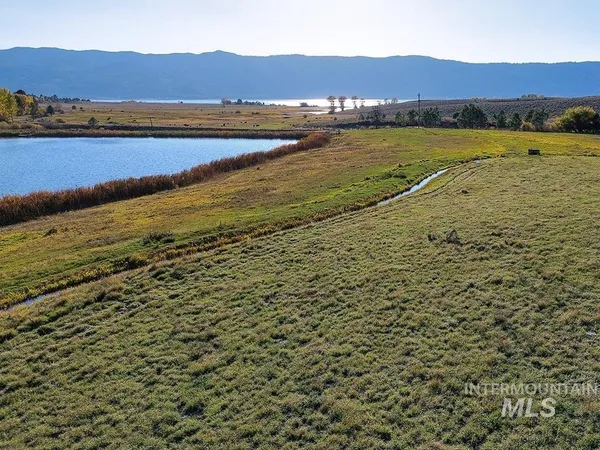 $249,000 | 23 Hall Lane, Cascade, ID 83611