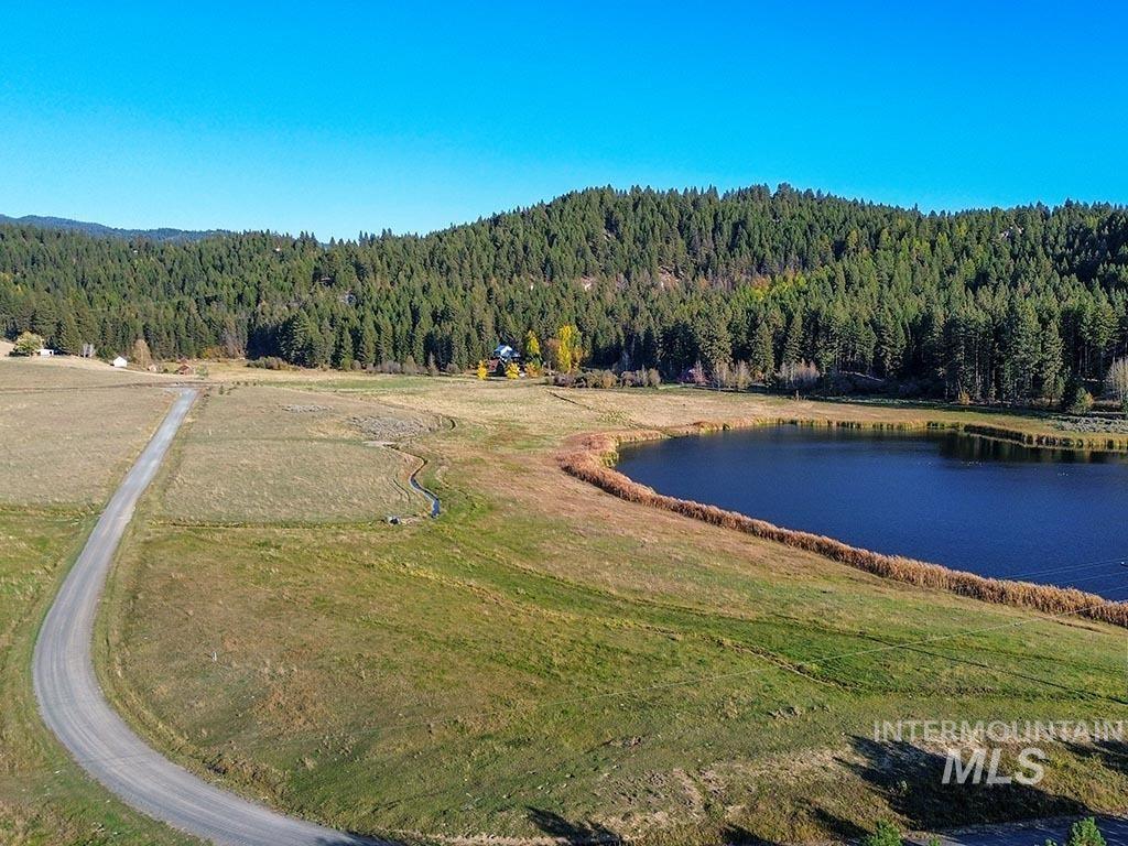 23 Hall Lane Cascade, ID 83611 - Photo 2 of 12