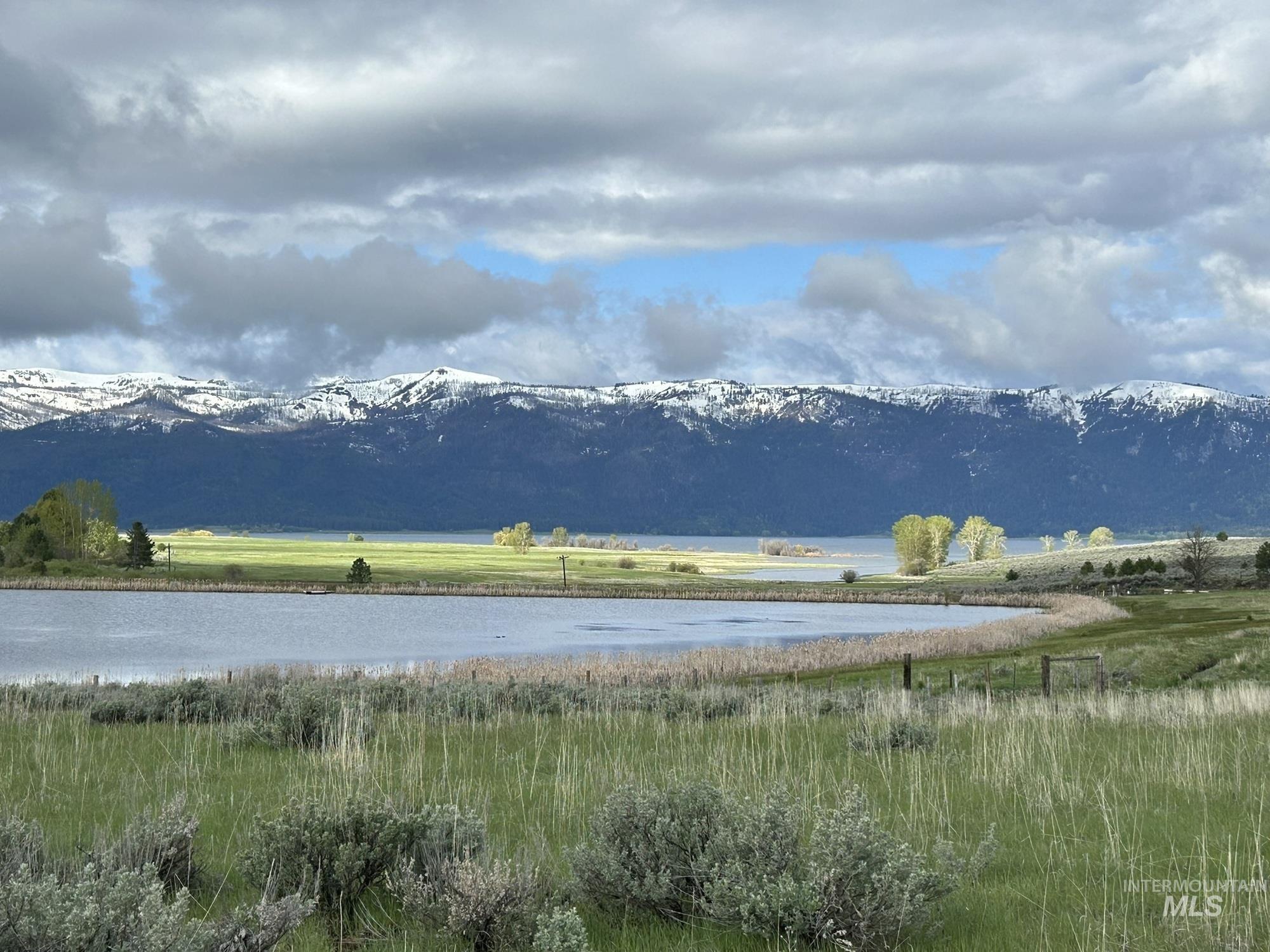 23 Hall Lane Cascade, ID 83611 - Photo 8 of 12