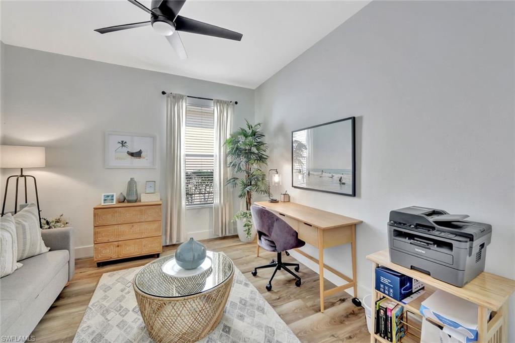 1964 Timarron Way Naples, FL 34109 - Photo 21 of 36