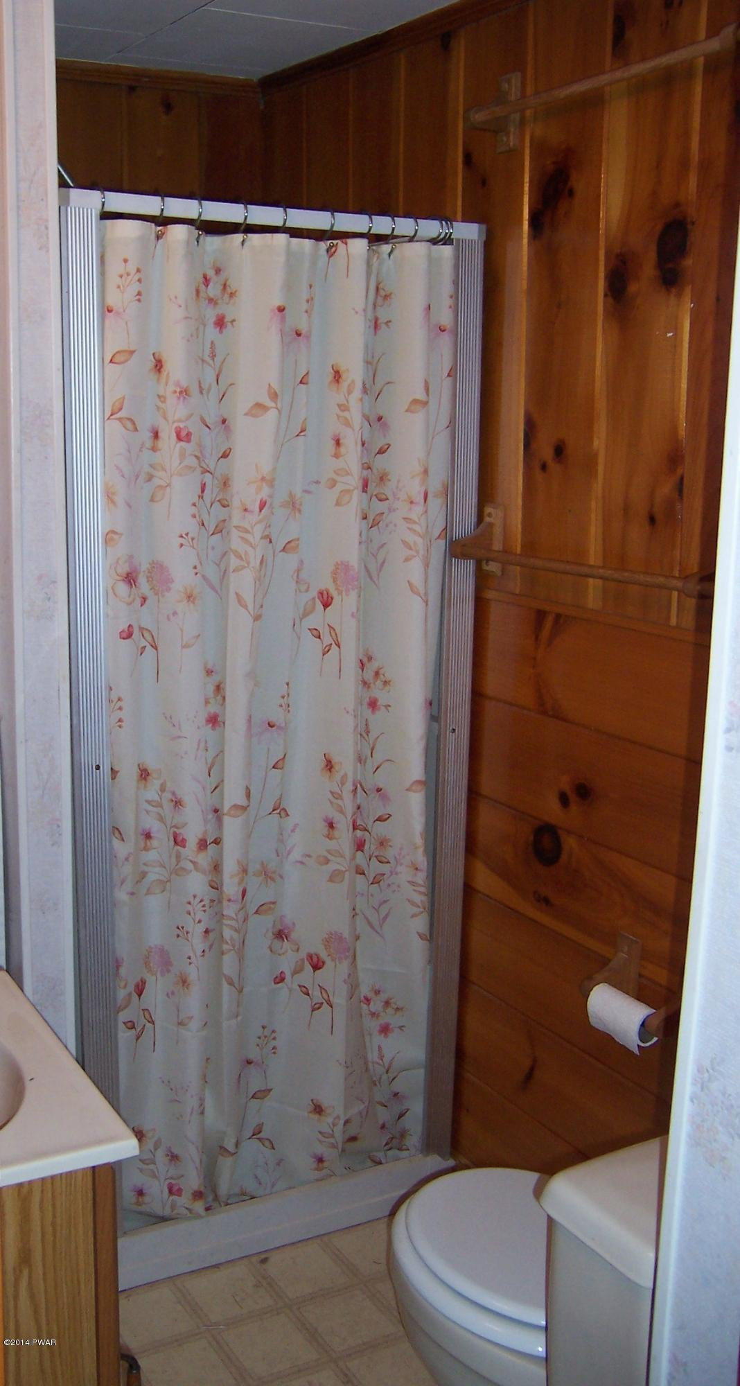 104 Branch Road Greentown, PA 18426 - Photo 15 of 31 Gallery Image 15