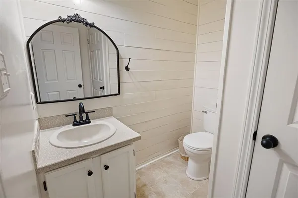 $367,500 | 12 Indian Lake Court, Hiram, GA 30141