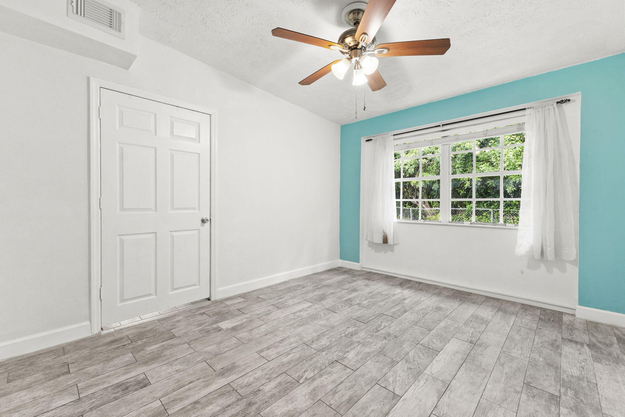3920 Edwards Road Fort Pierce, FL 34981 - Photo 16 of 28 18-web-or-mls-DSC02910