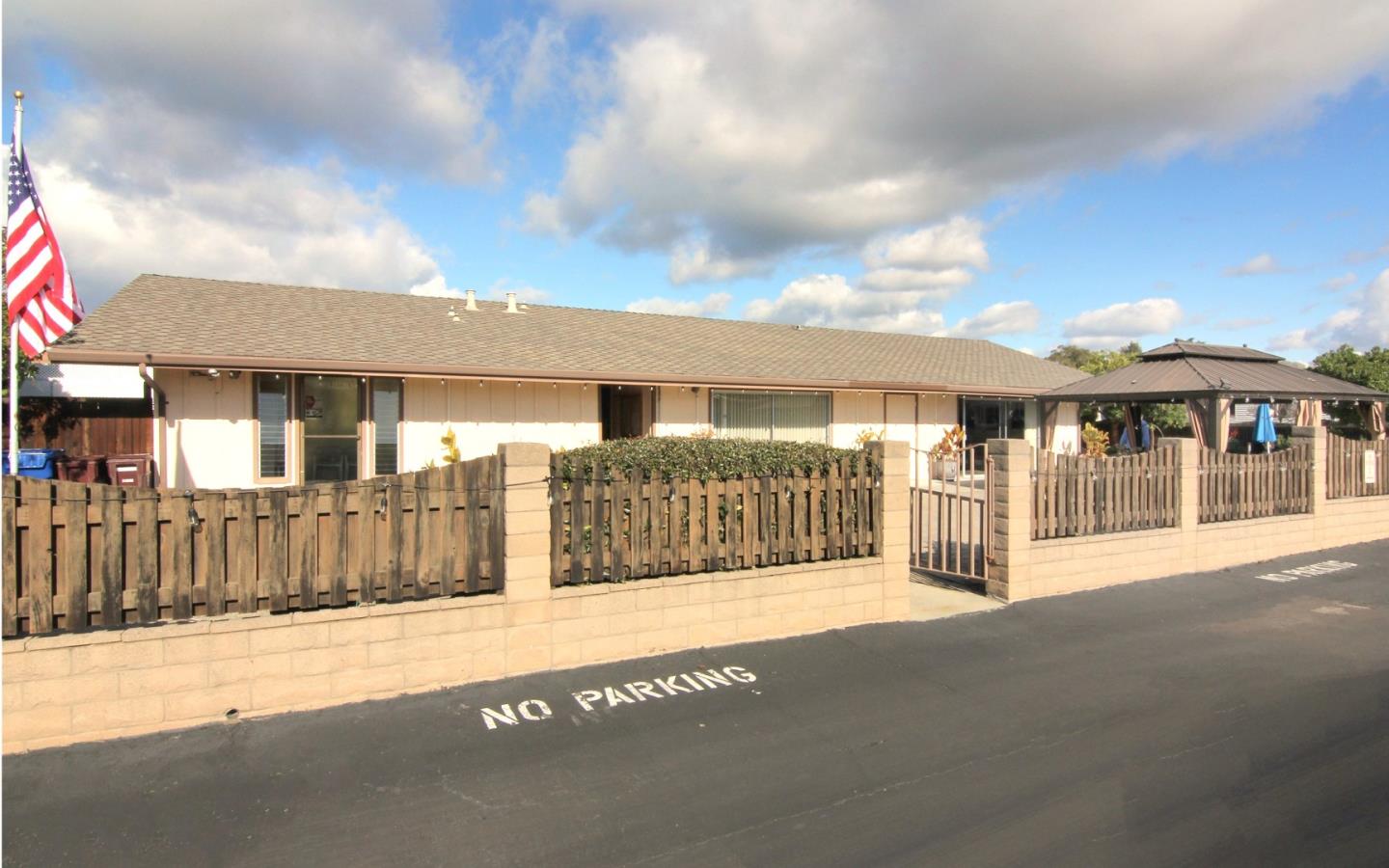 4425 Clares Street, Unit 3 Capitola, CA 95010 - Photo 22 of 23 a view of a house with wooden fence